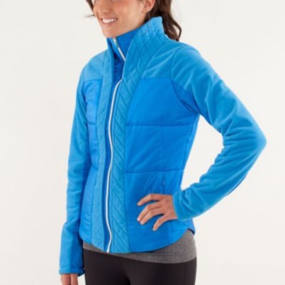 Like-new Lululemon jacket - Picture 2 of 9
